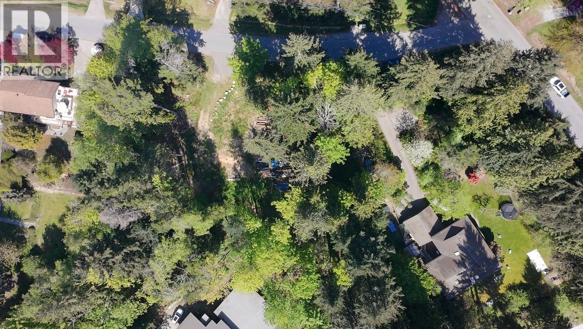 Lot B 1533 Grandview Road Property Photo 4