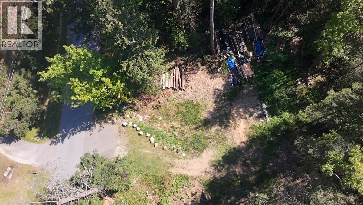 Lot B 1533 Grandview Road Property Photo 8