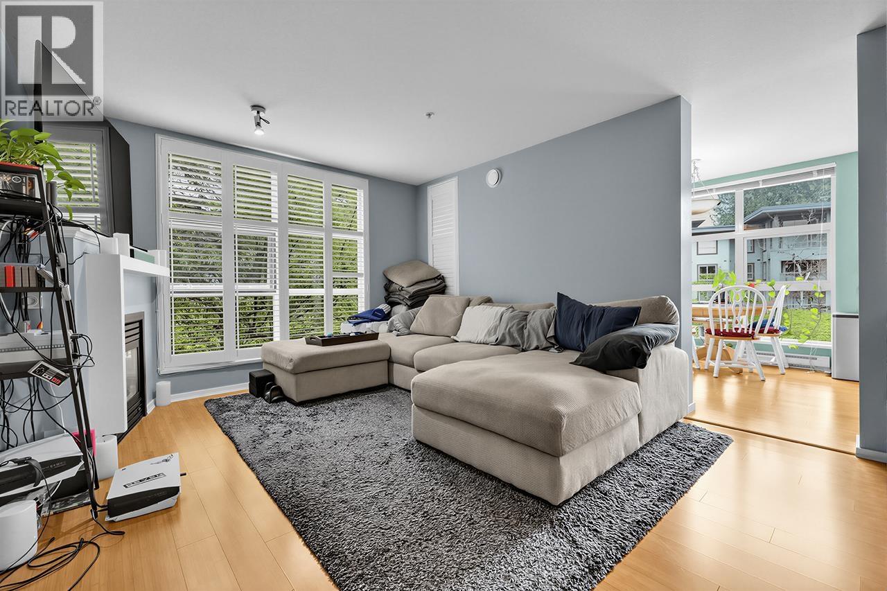 403 9339 University Crescent Property Photo 7