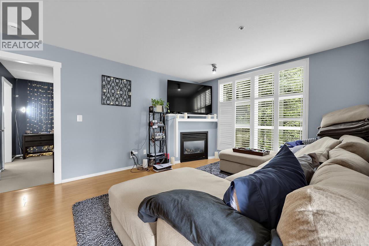 403 9339 University Crescent Property Photo 9
