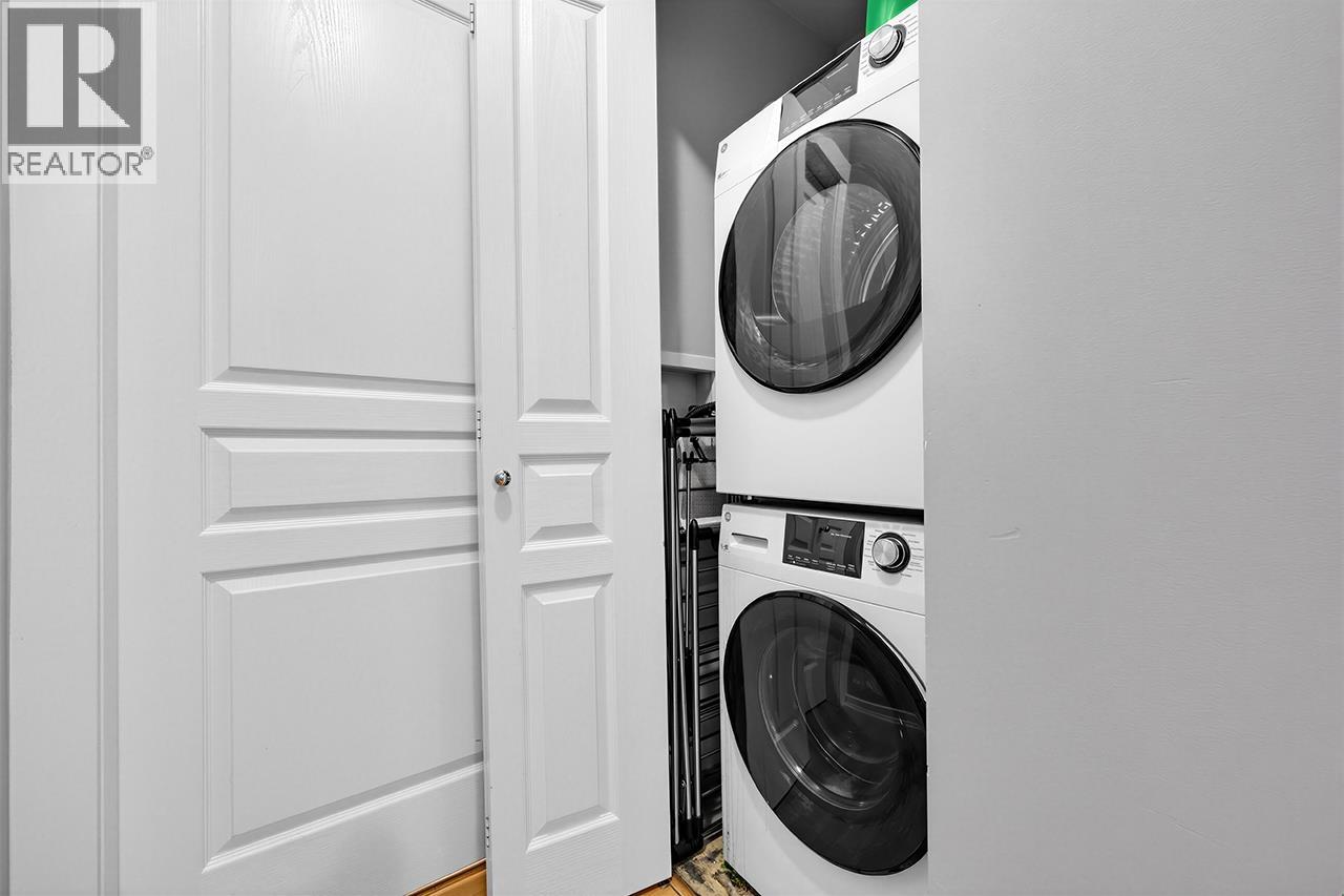 403 9339 University Crescent Property Photo 20