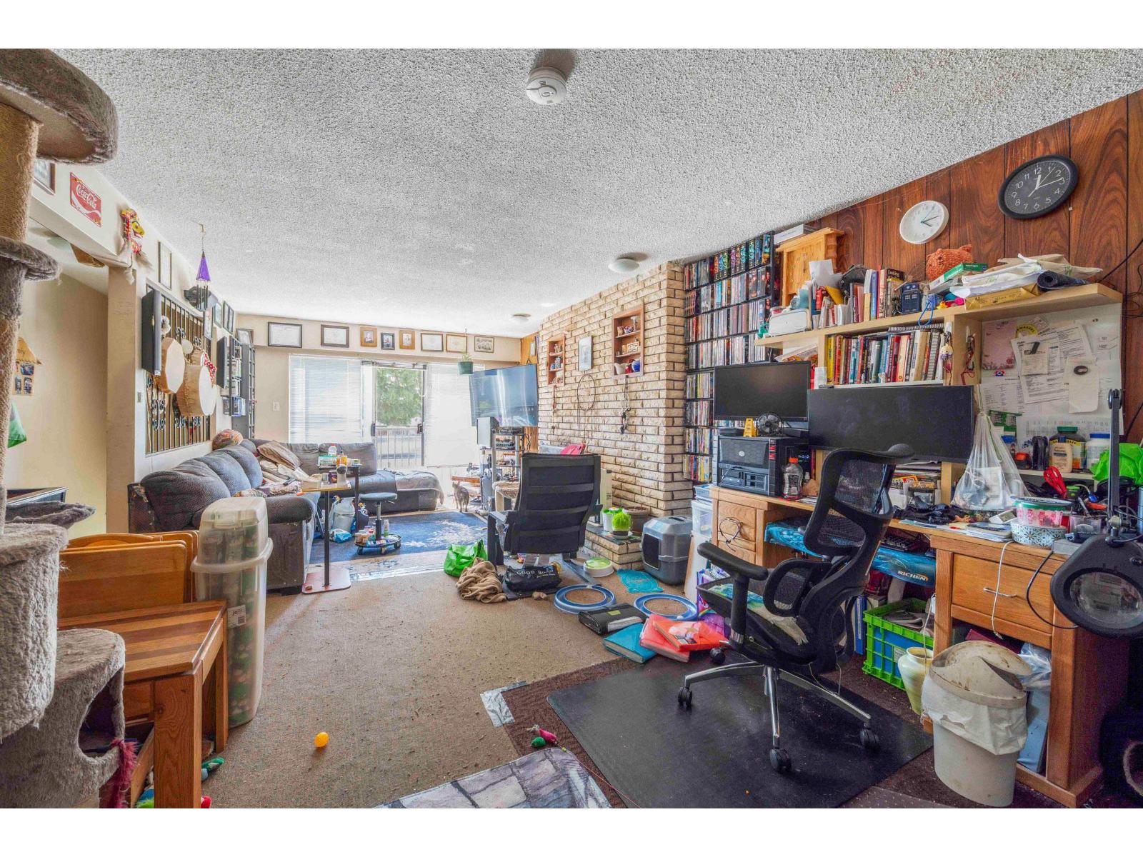 11821 72 Avenue Property Photo 2