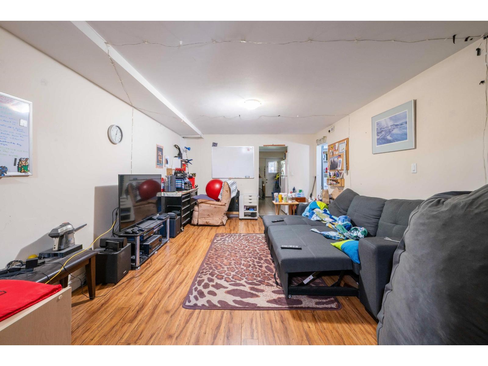 11821 72 Avenue Property Photo 11