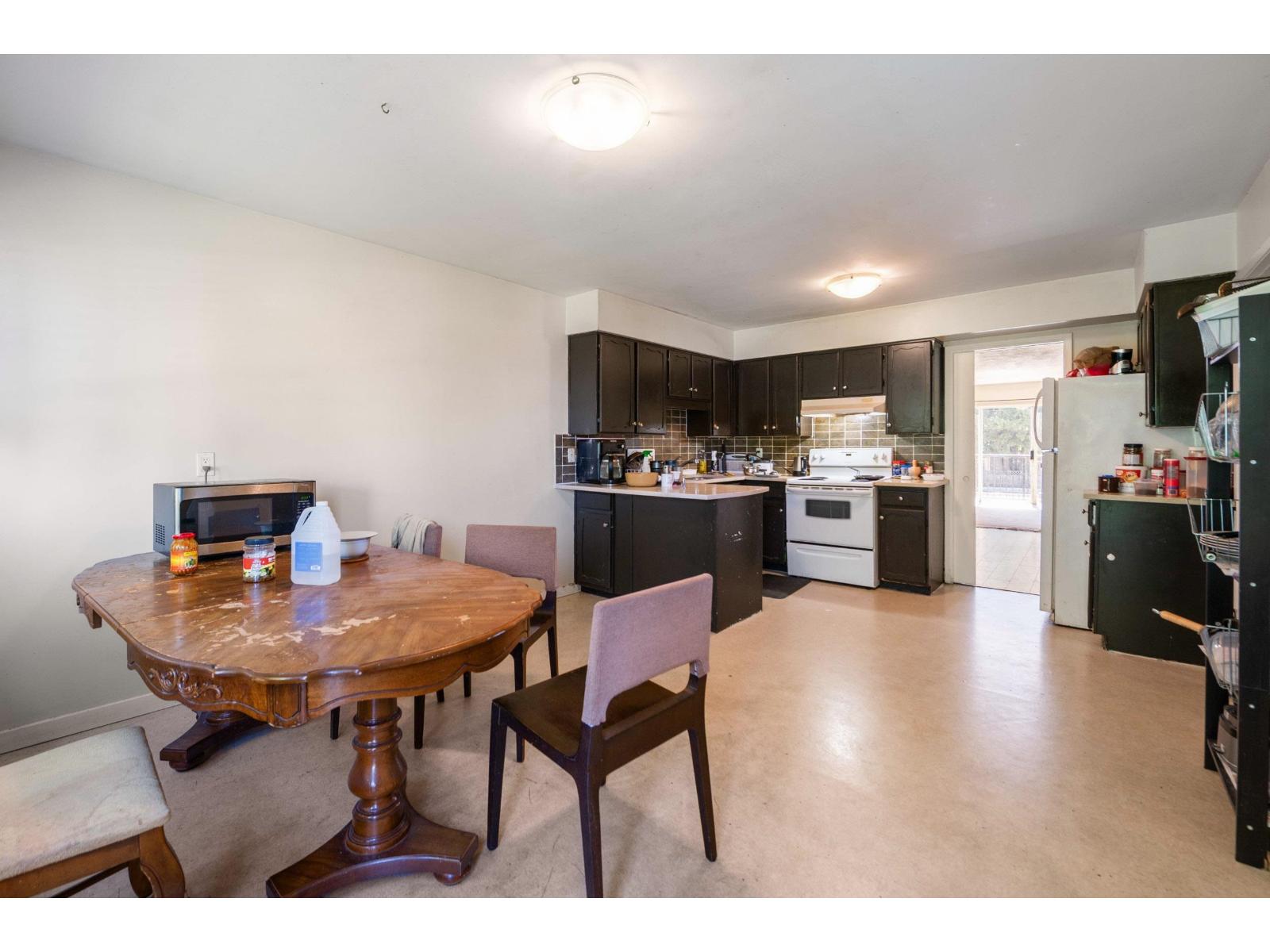 11821 72 Avenue Property Photo 27