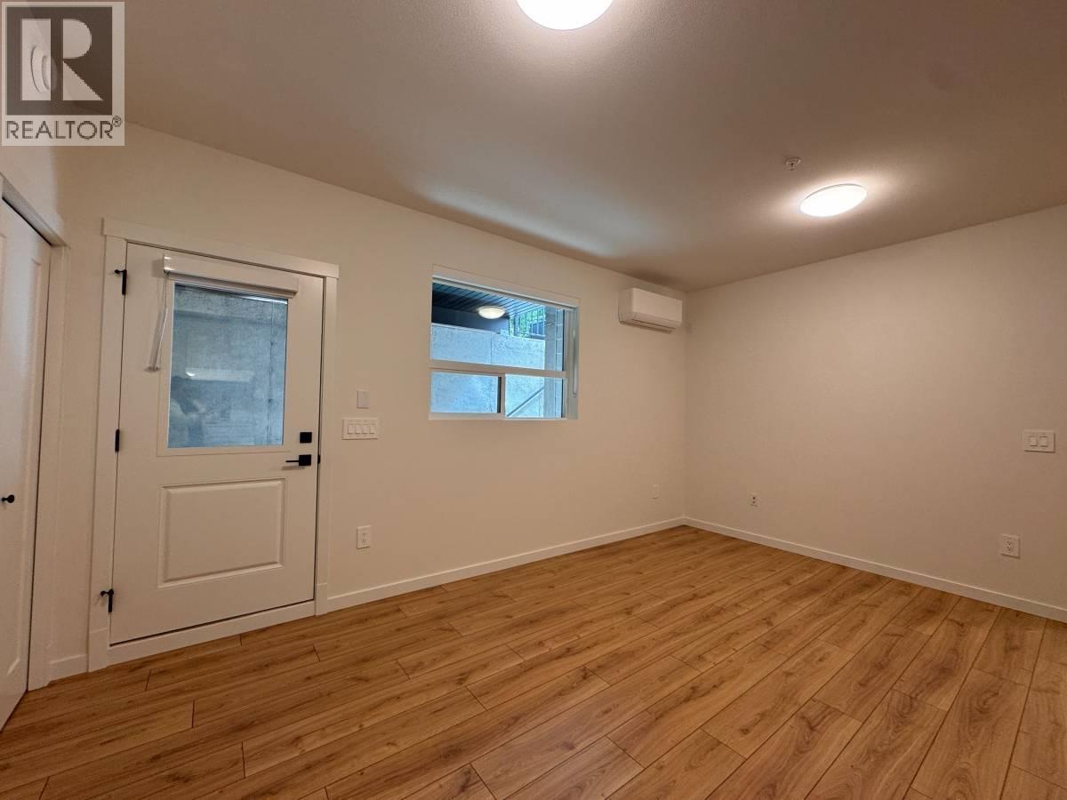 Suite 11058 Lockwood St Property Photo 6