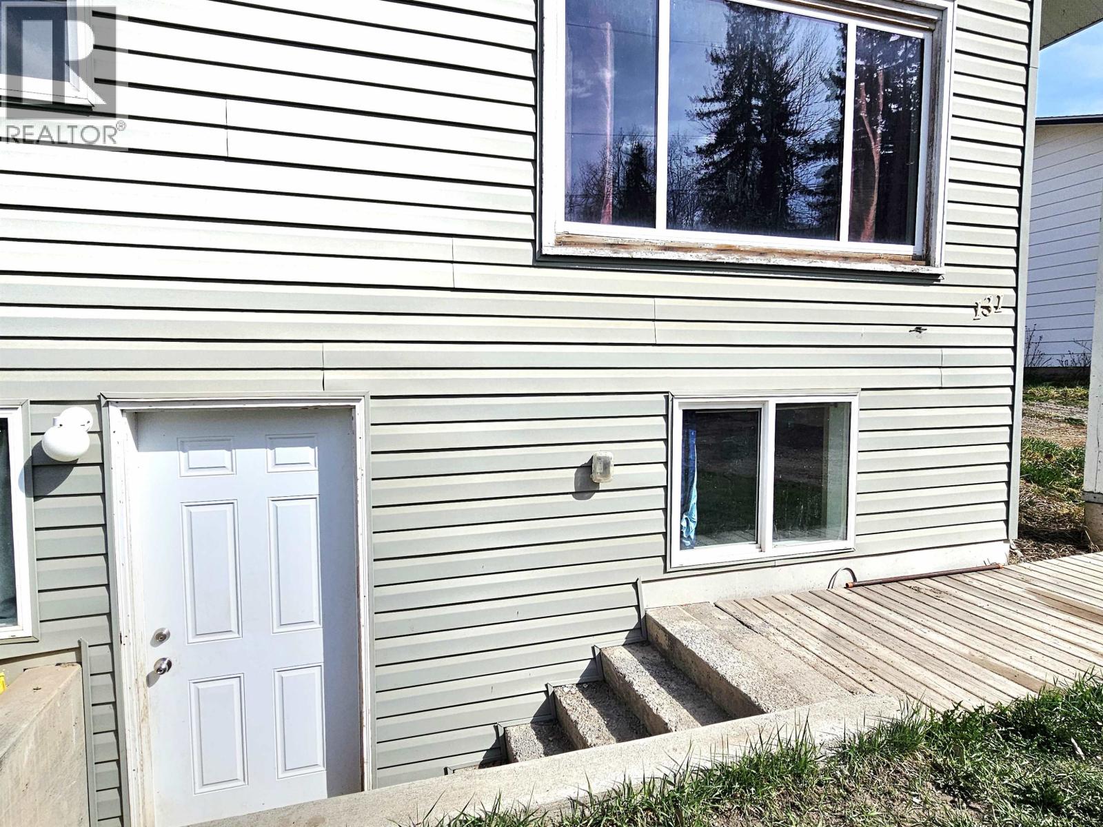 131 6th Avenue Property Photo 3