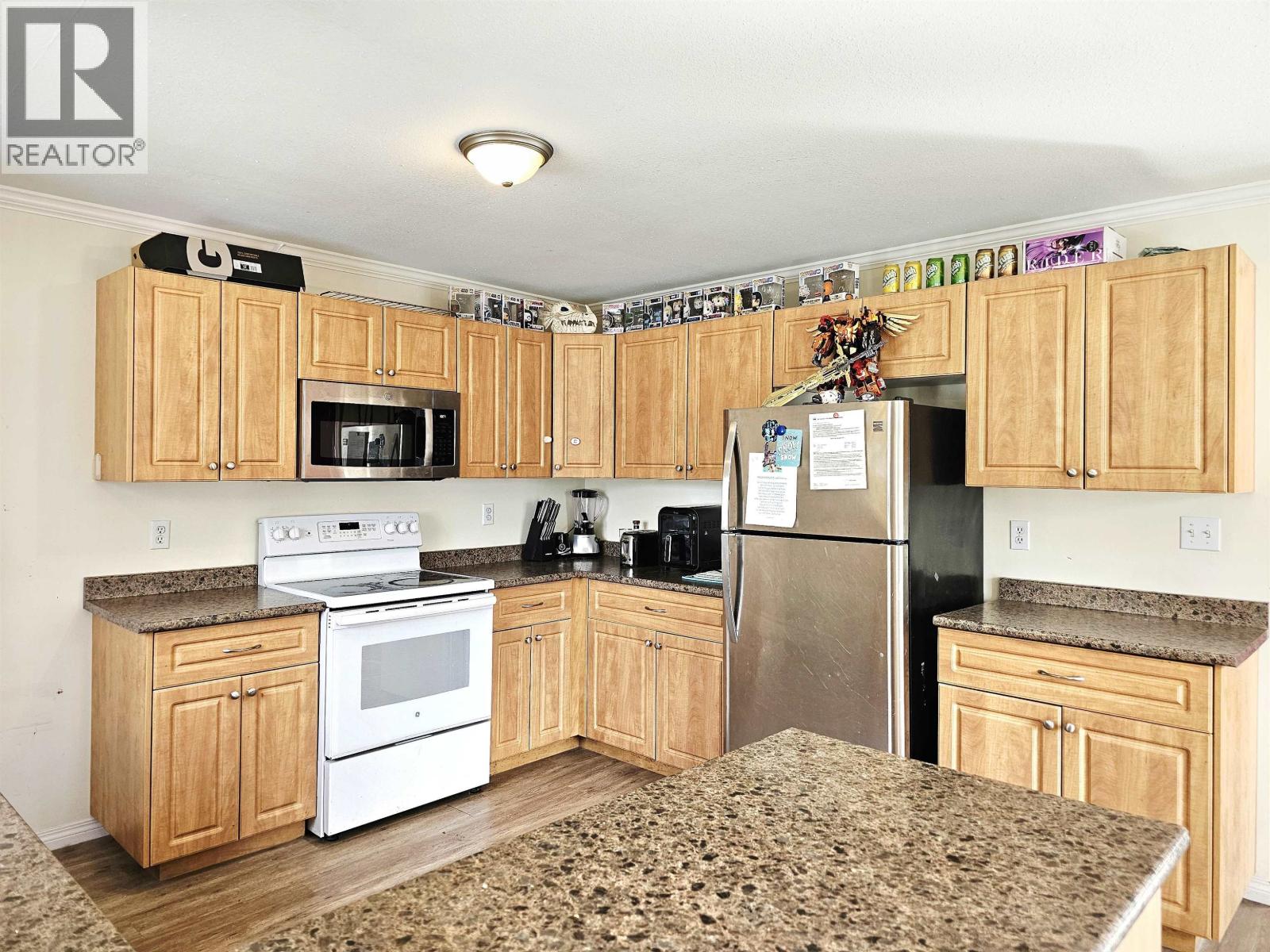 131 6th Avenue Property Photo 10