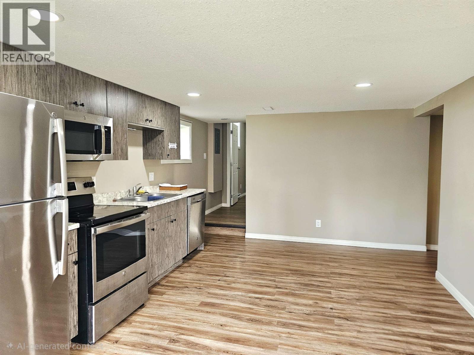 131 6th Avenue Property Photo 30