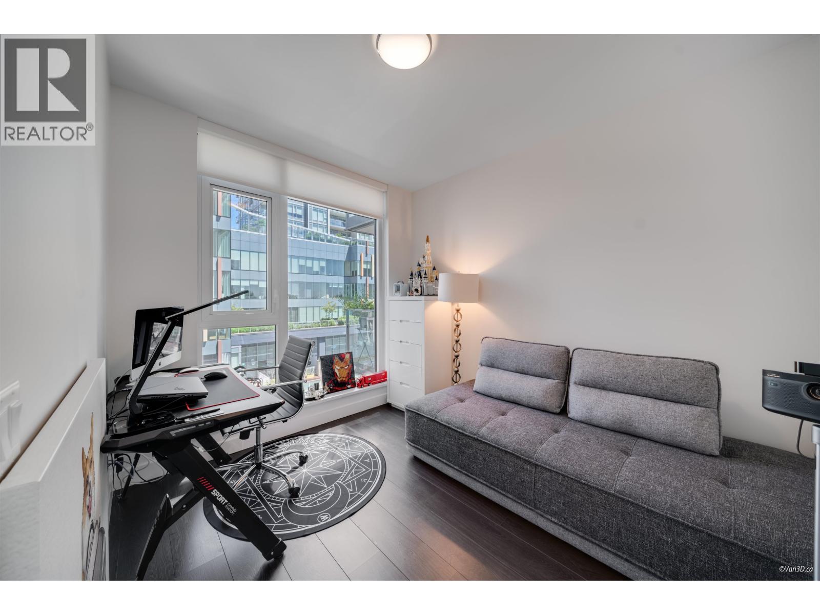 606 6398 Silver Avenue Property Photo 3