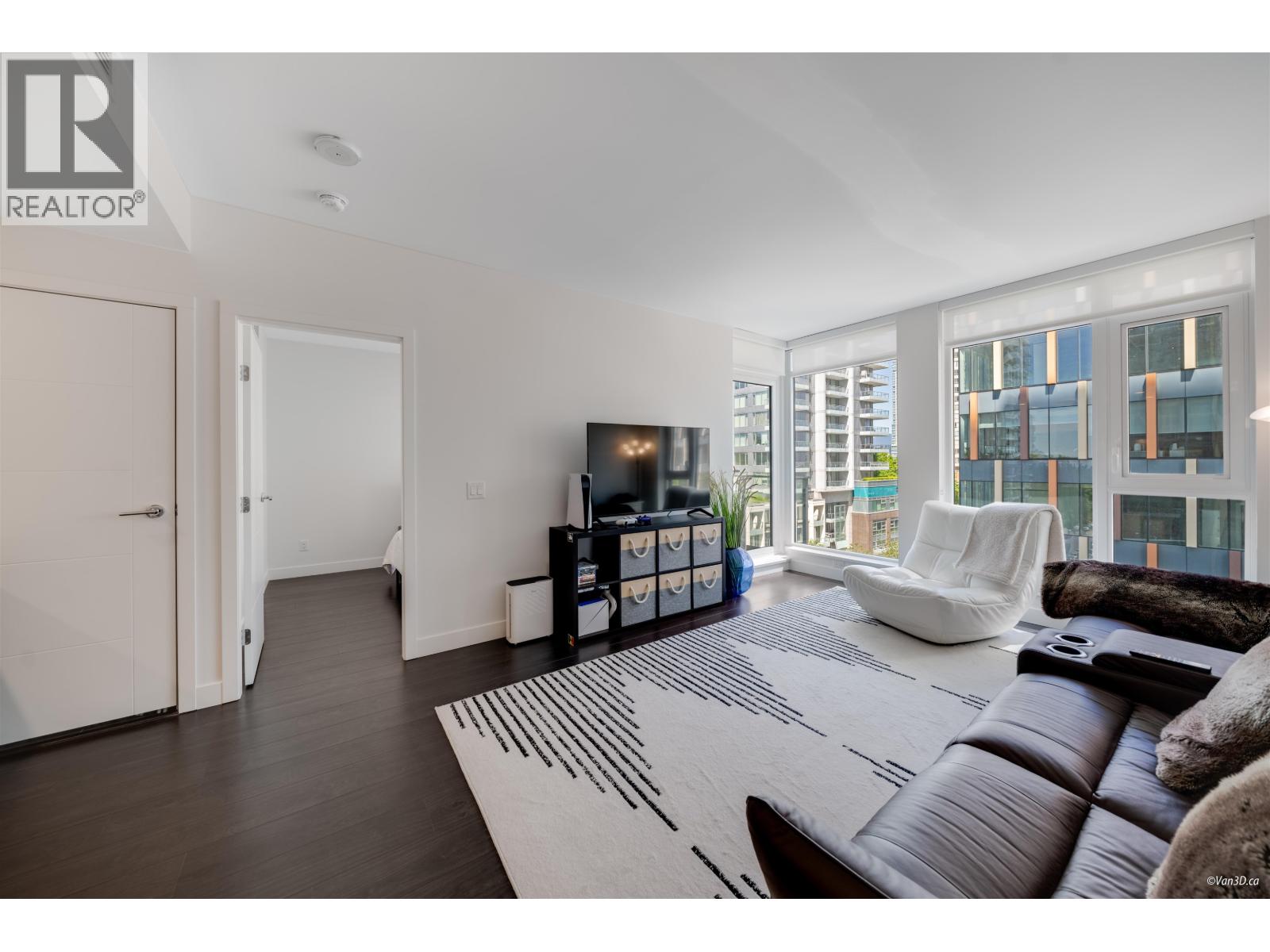 606 6398 Silver Avenue Property Photo 7