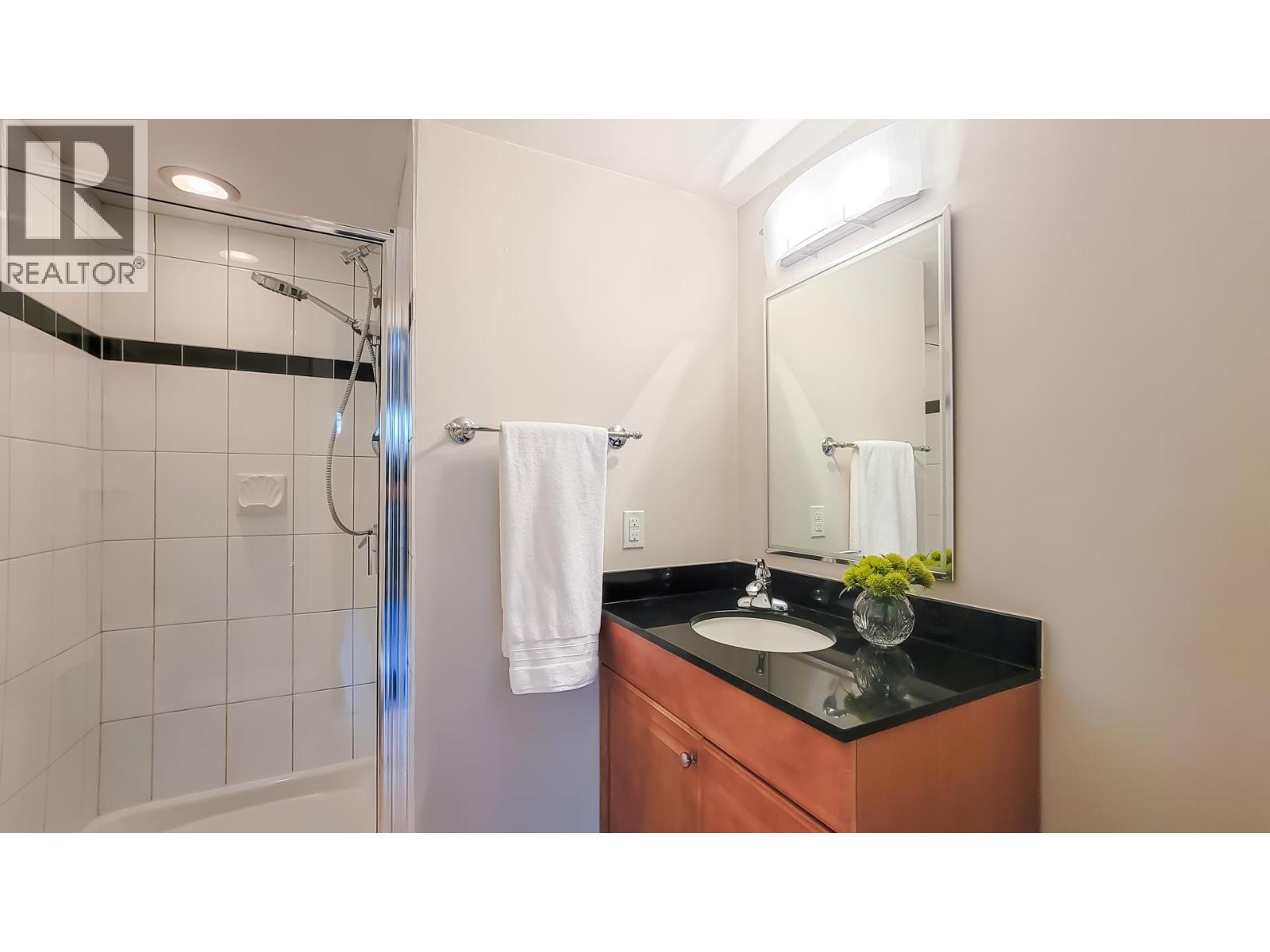 3167 Laurel Street Property Photo 29