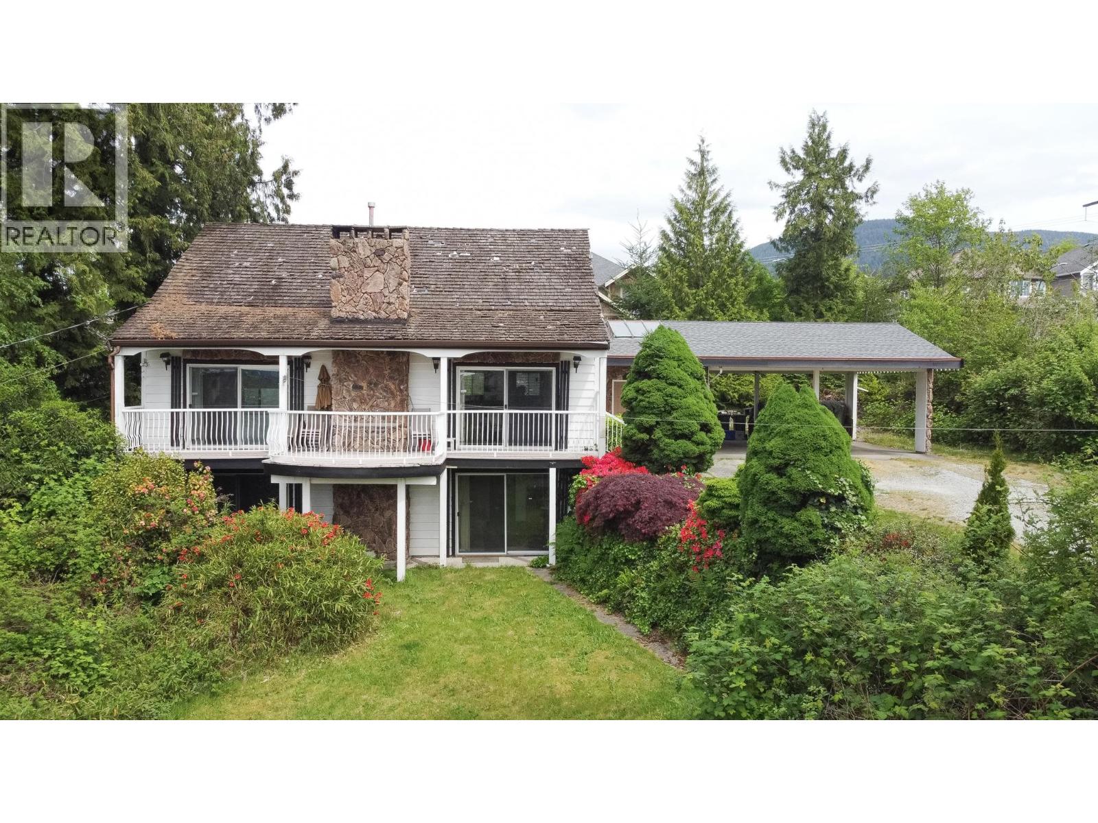 3417 E Roxton Avenue Property Photo 4