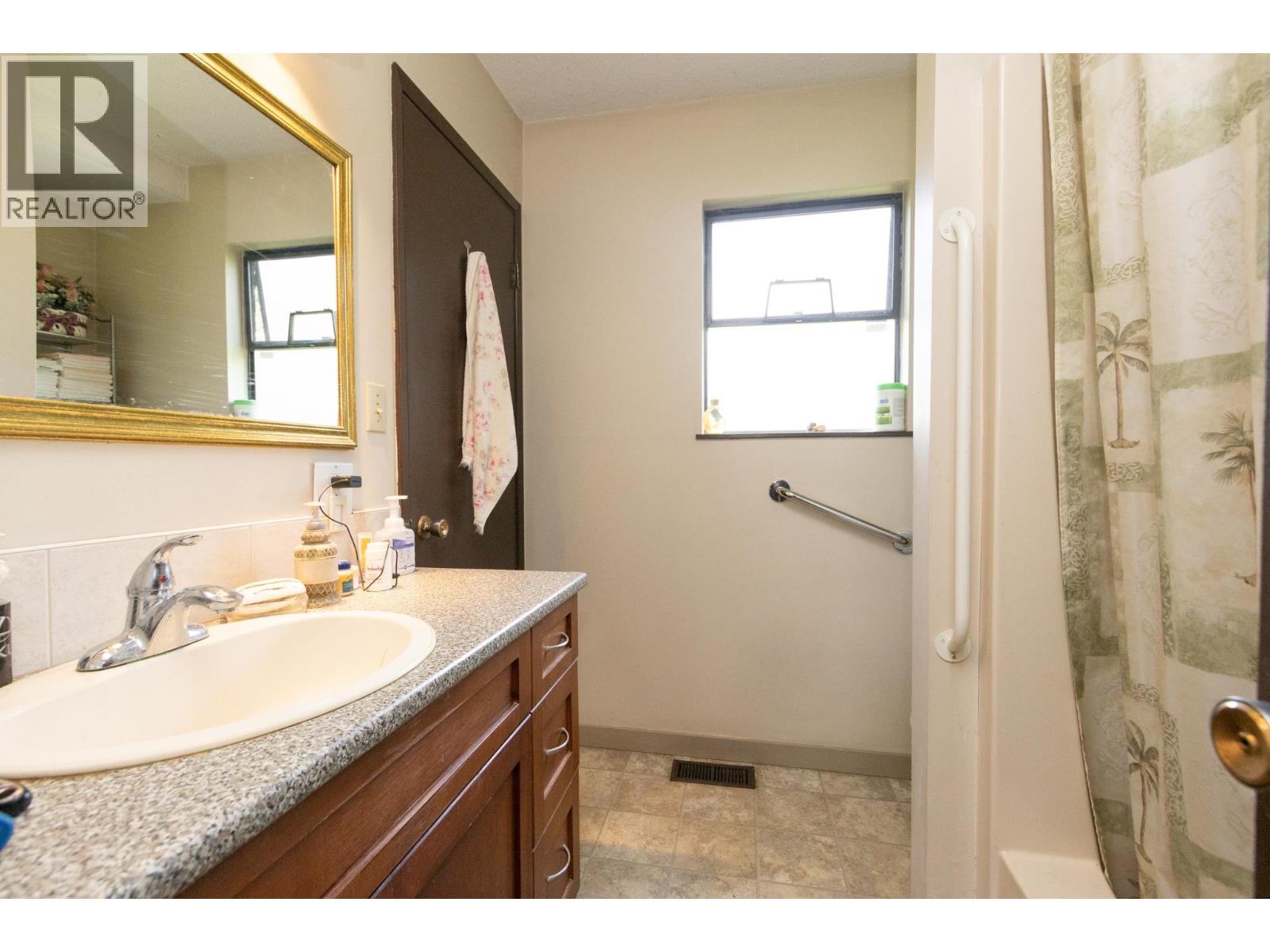 3417 E Roxton Avenue Property Photo 17