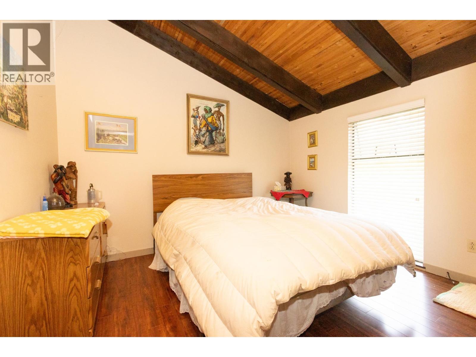3417 E Roxton Avenue Property Photo 19