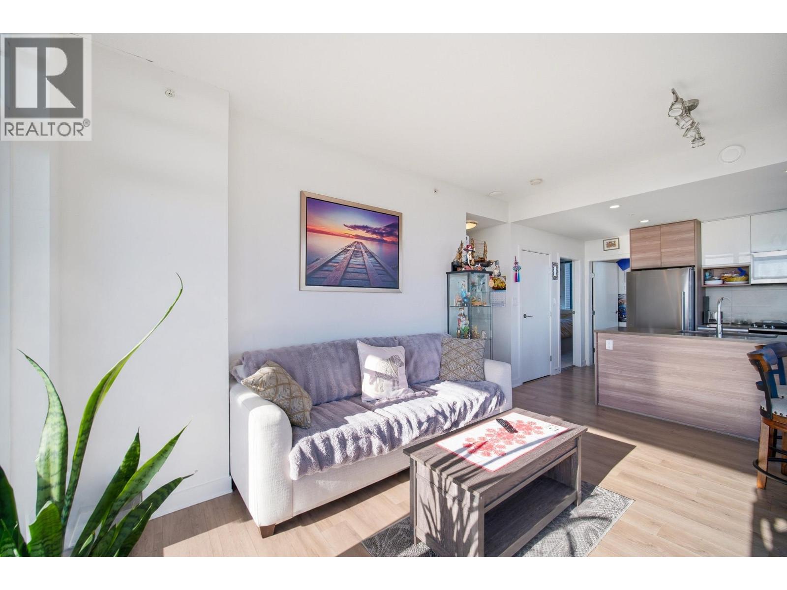 1308 8850 University Crescent Property Photo 8