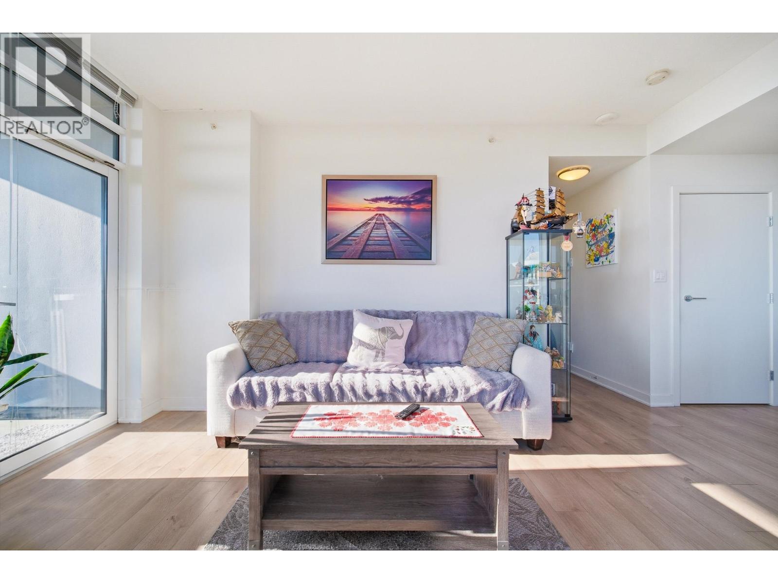 1308 8850 University Crescent Property Photo 9