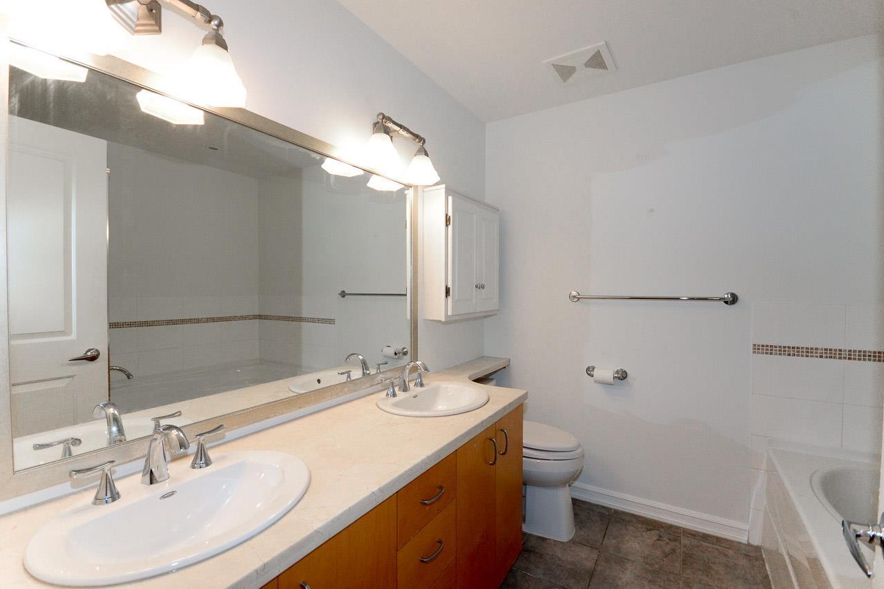 307 1551 Foster Street Property Photo 21