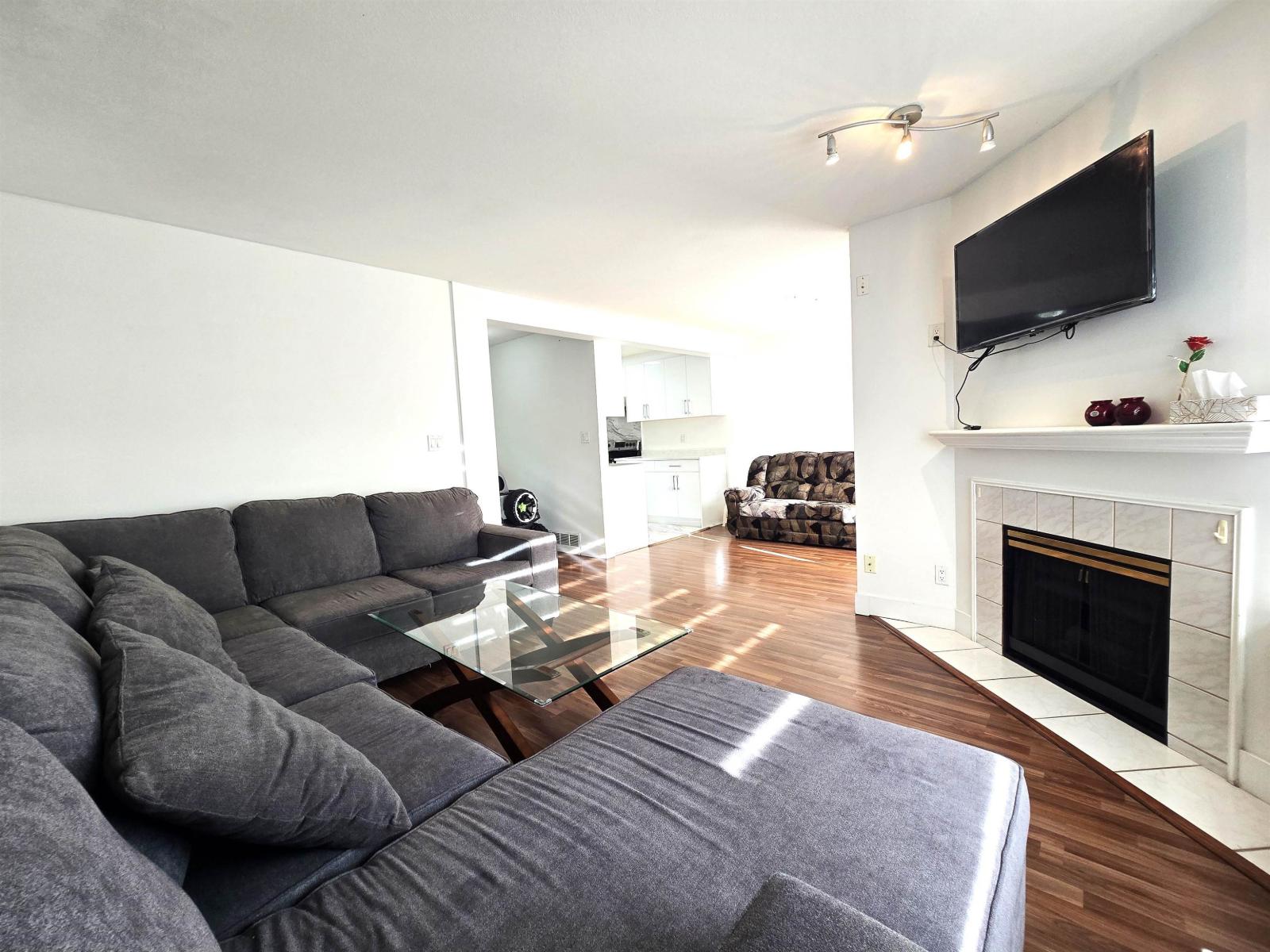 6 3070 Townline Road Property Photo 4