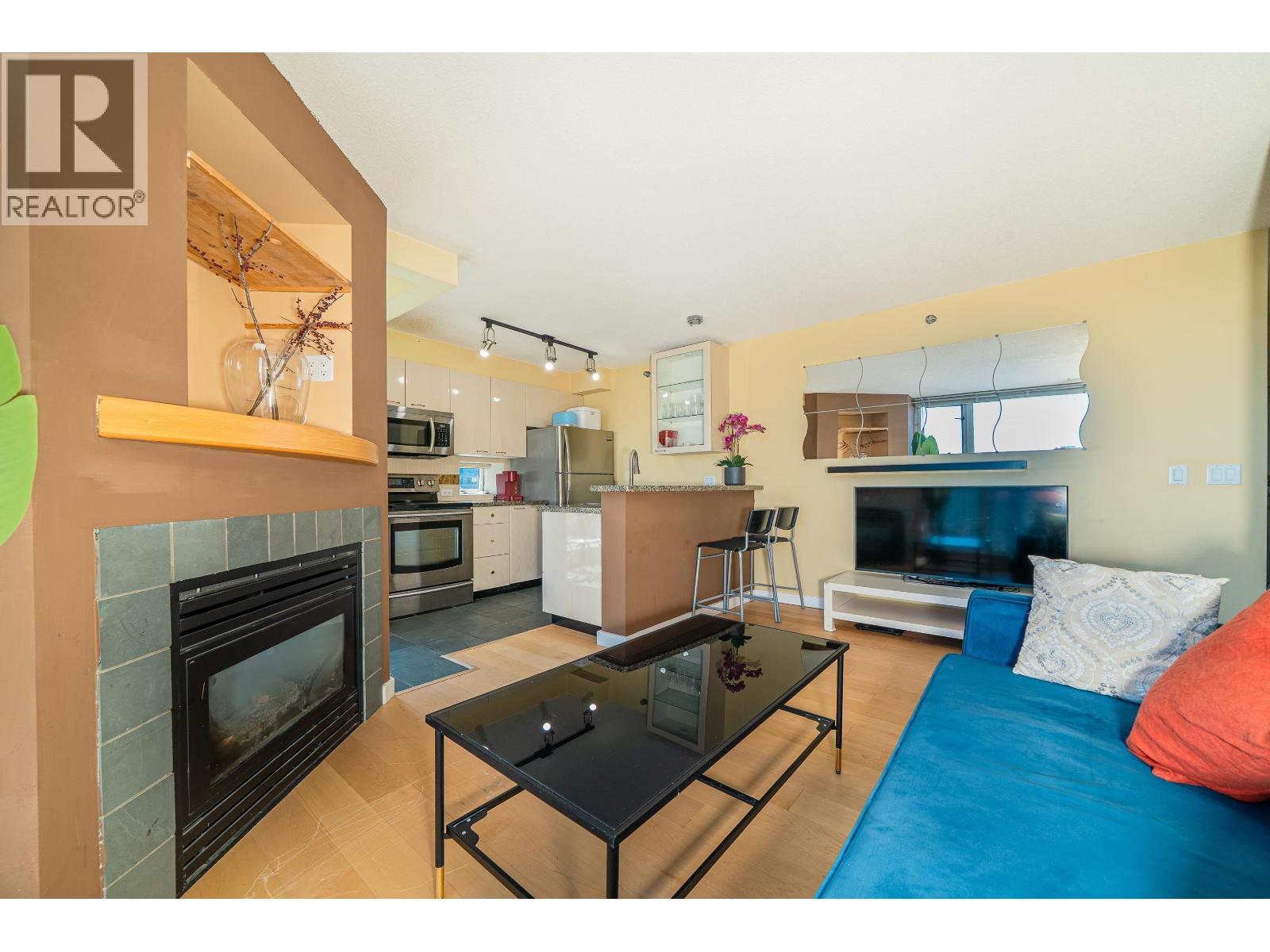 1509 1068 Hornby Street Property Photo 6