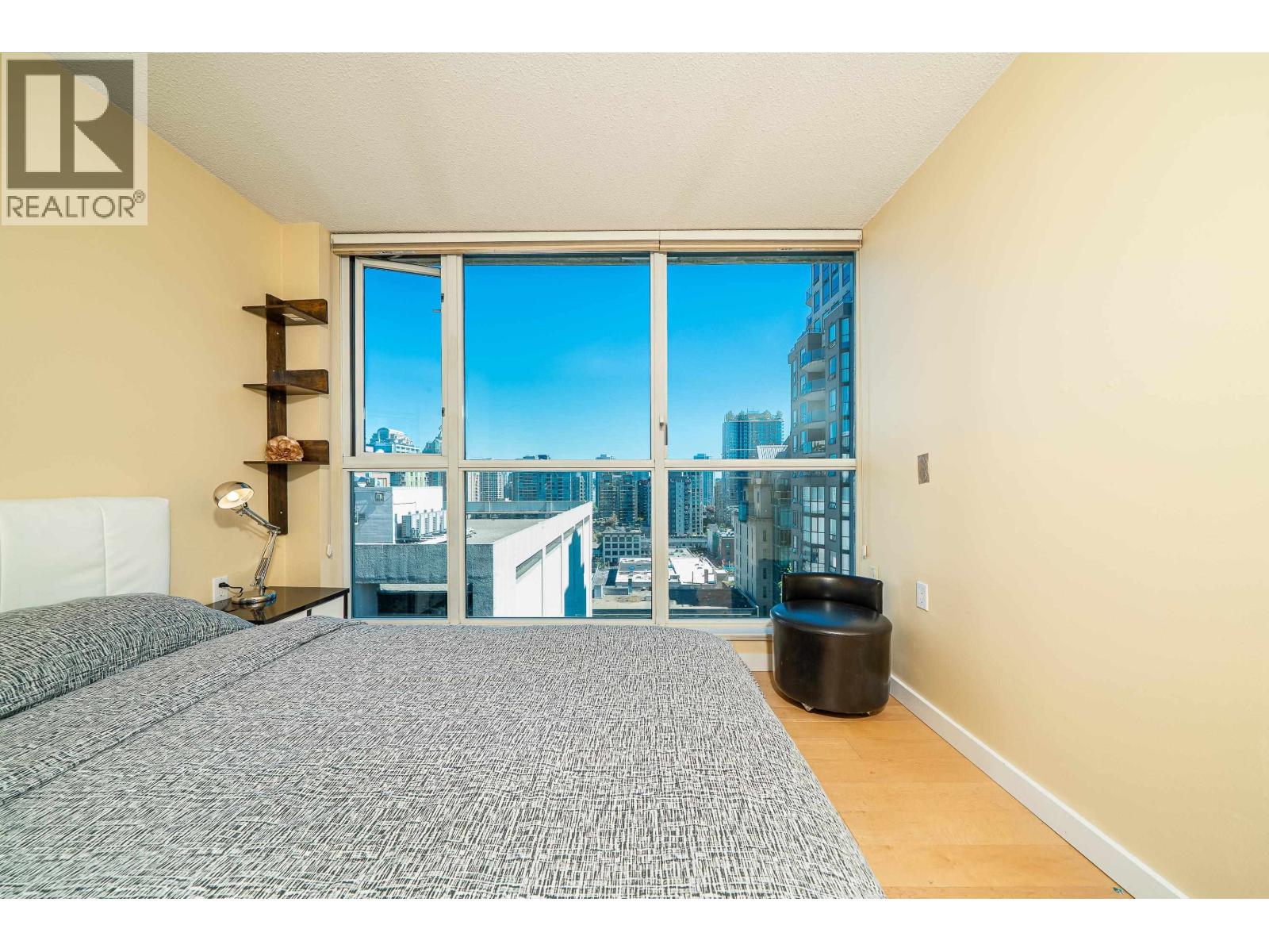 1509 1068 Hornby Street Property Photo 15