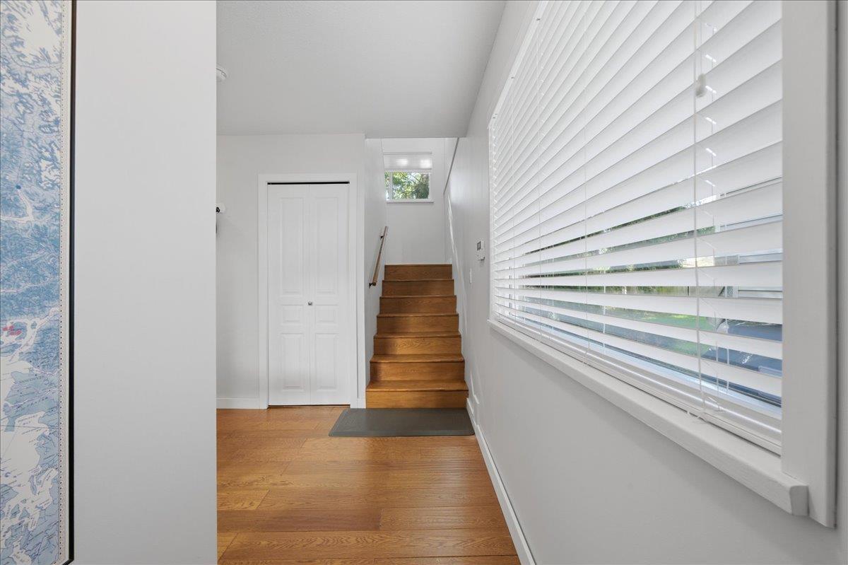 39 7640 Blott Street Property Photo 6