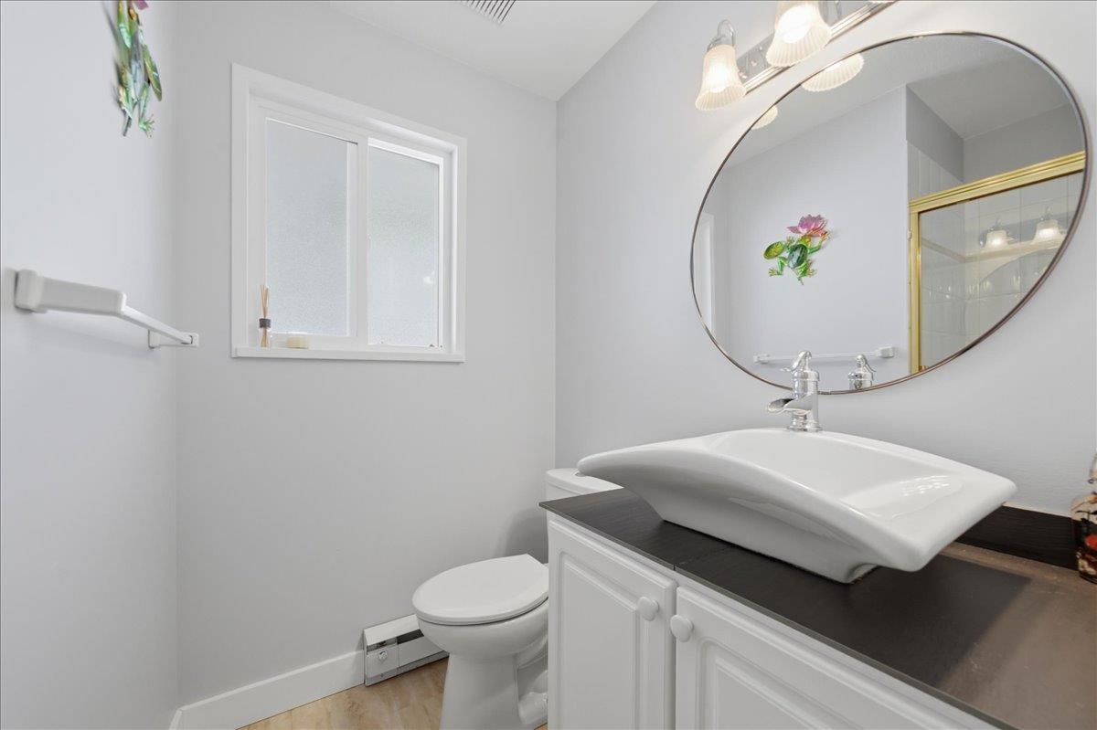 39 7640 Blott Street Property Photo 20