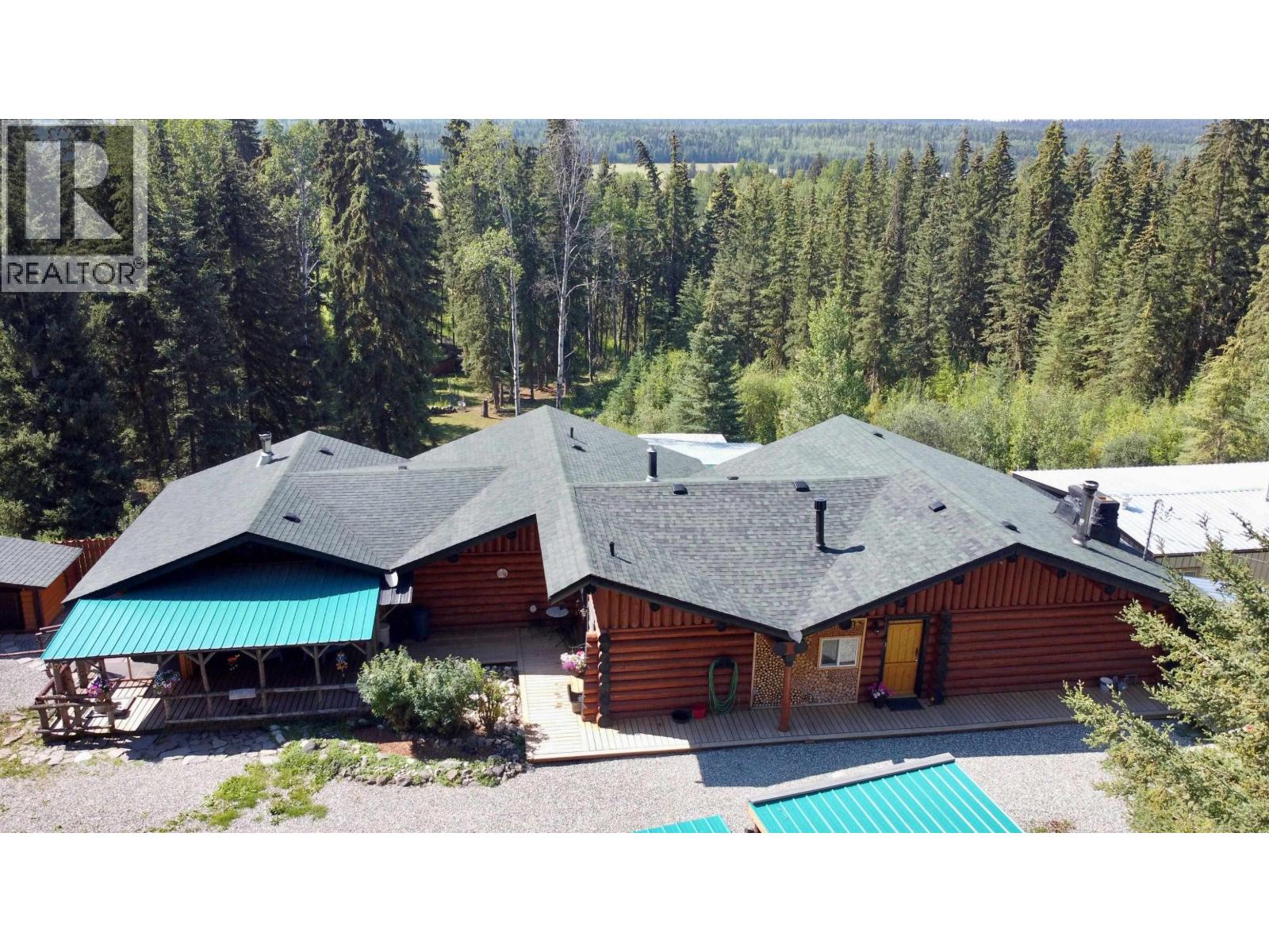 6006 Valleyview Drive Property Photo 3