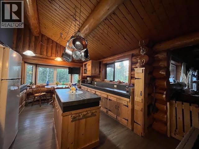 6006 Valleyview Drive Property Photo 9