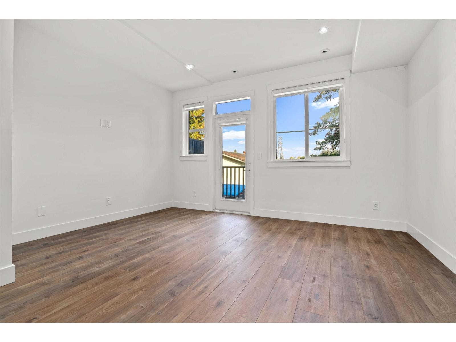 57 11556 72a Avenue Property Photo 8