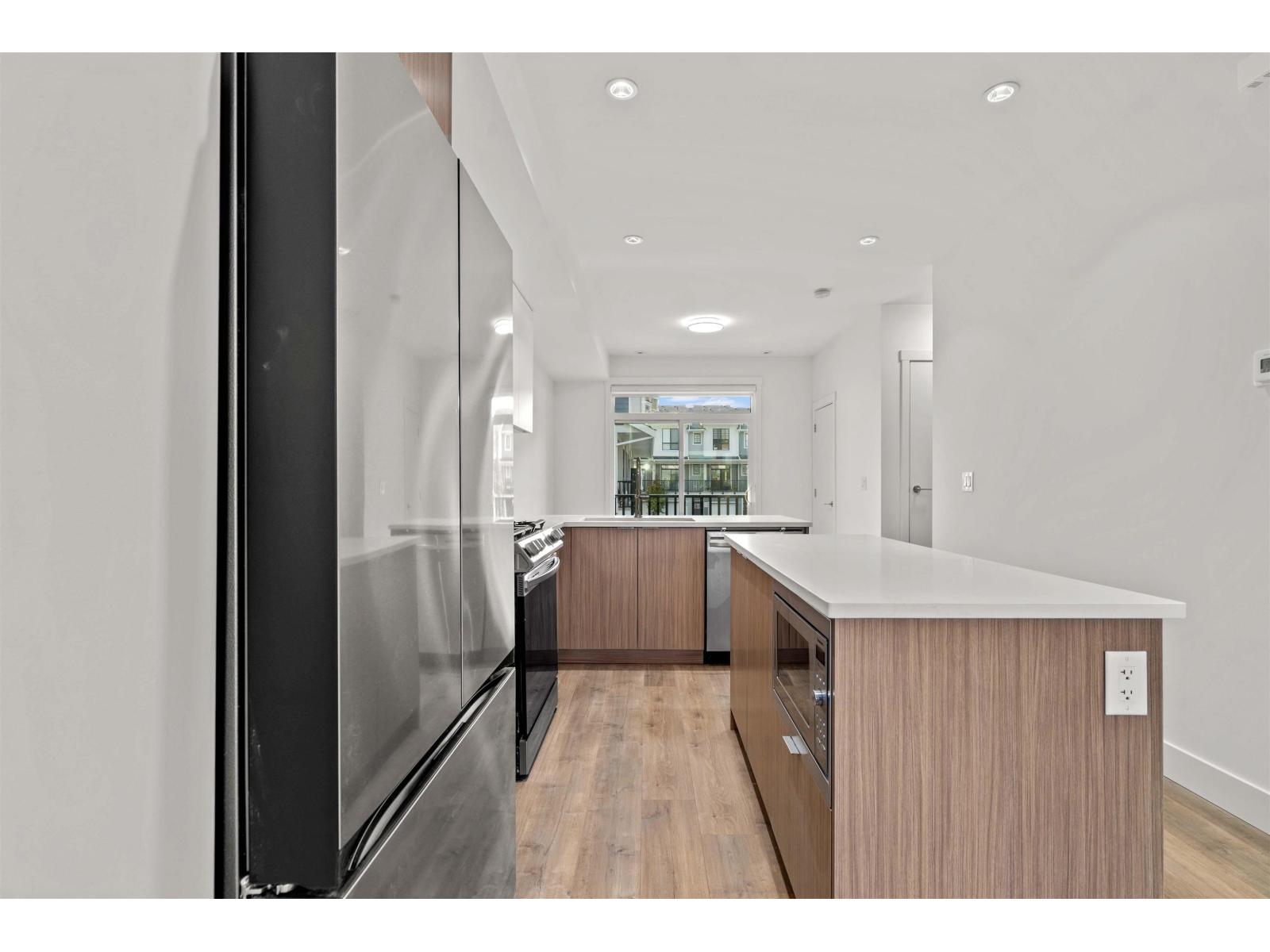57 11556 72a Avenue Property Photo 12