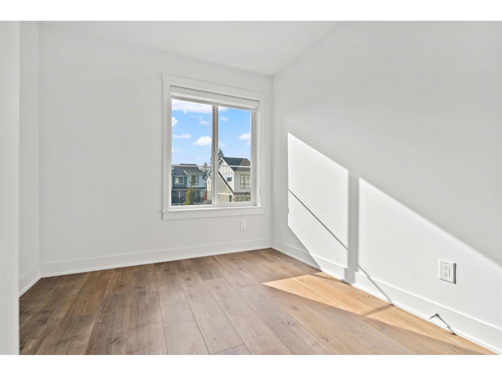 57 11556 72a Avenue Property Photo 18