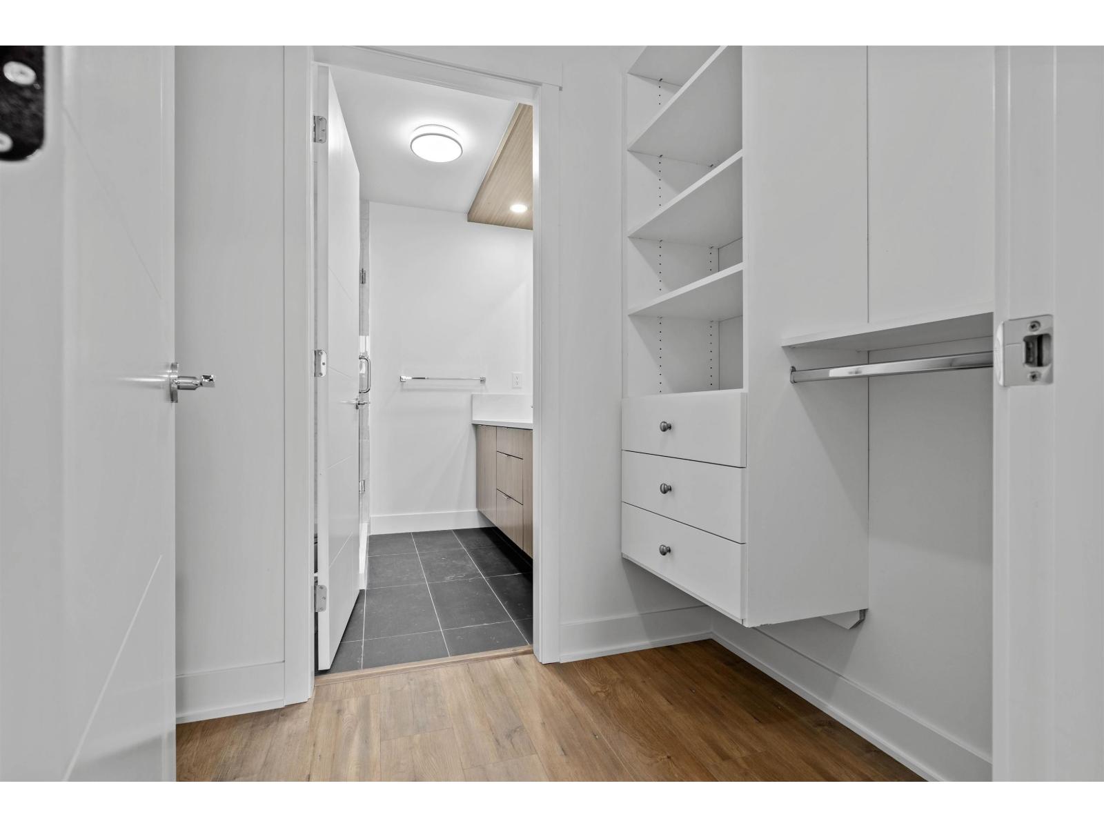 57 11556 72a Avenue Property Photo 19