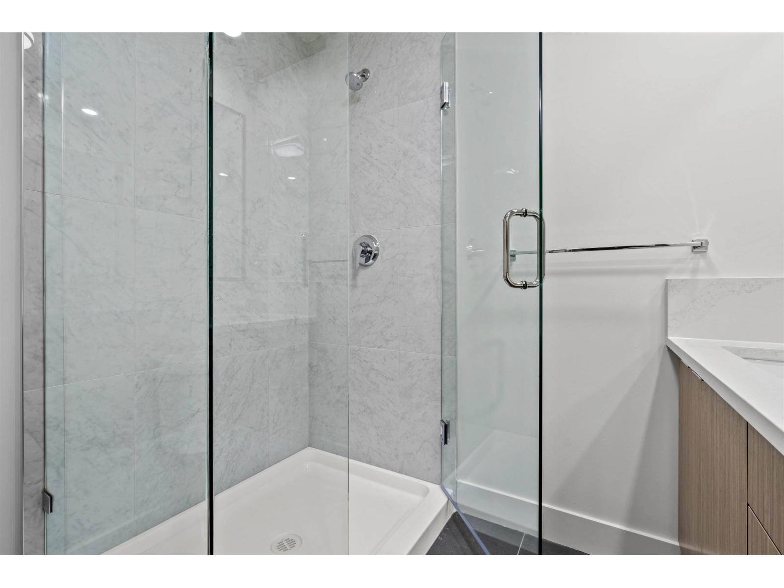 57 11556 72a Avenue Property Photo 21