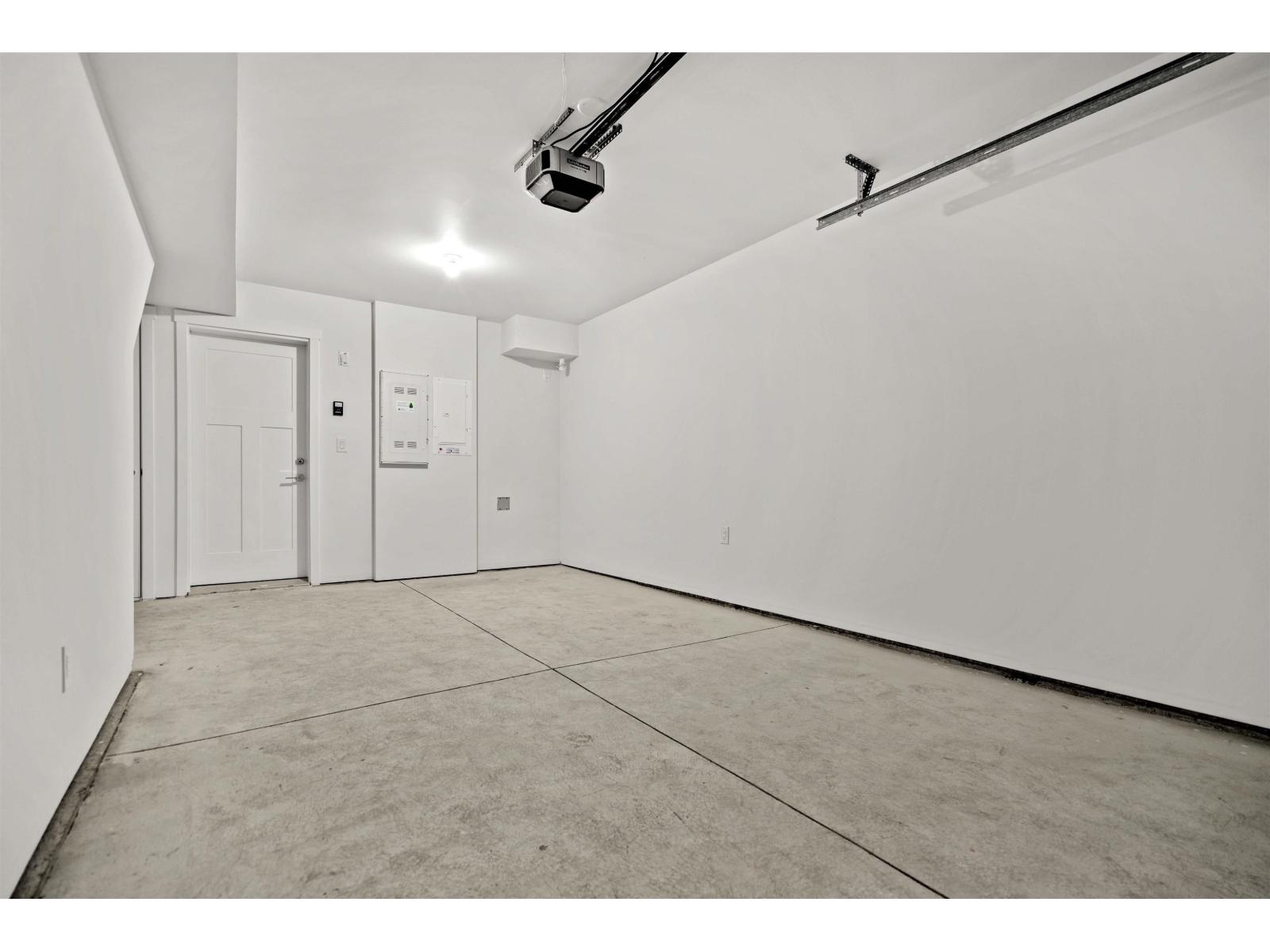 57 11556 72a Avenue Property Photo 26