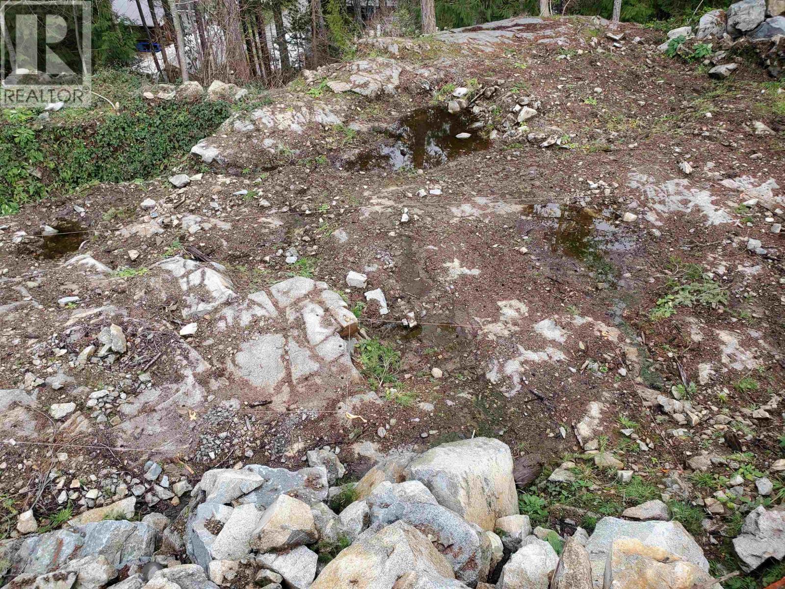 7 4622 Sinclair Bay Road Property Photo 11