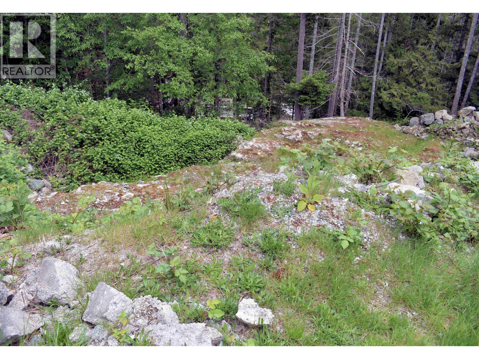7 4622 Sinclair Bay Road Property Photo 14