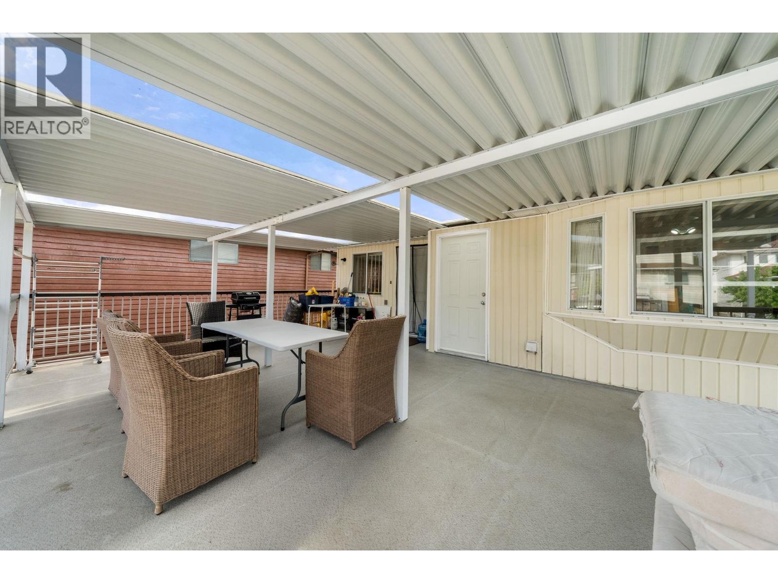 6070 Lanark Street Property Photo 40