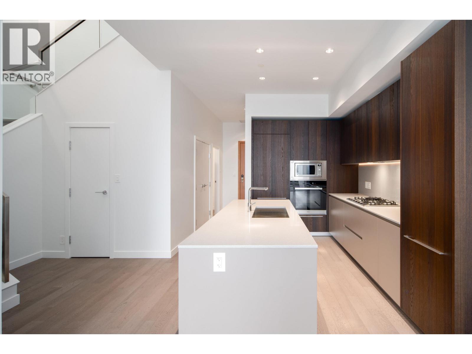 103 6688 Pearson Way Property Photo 9