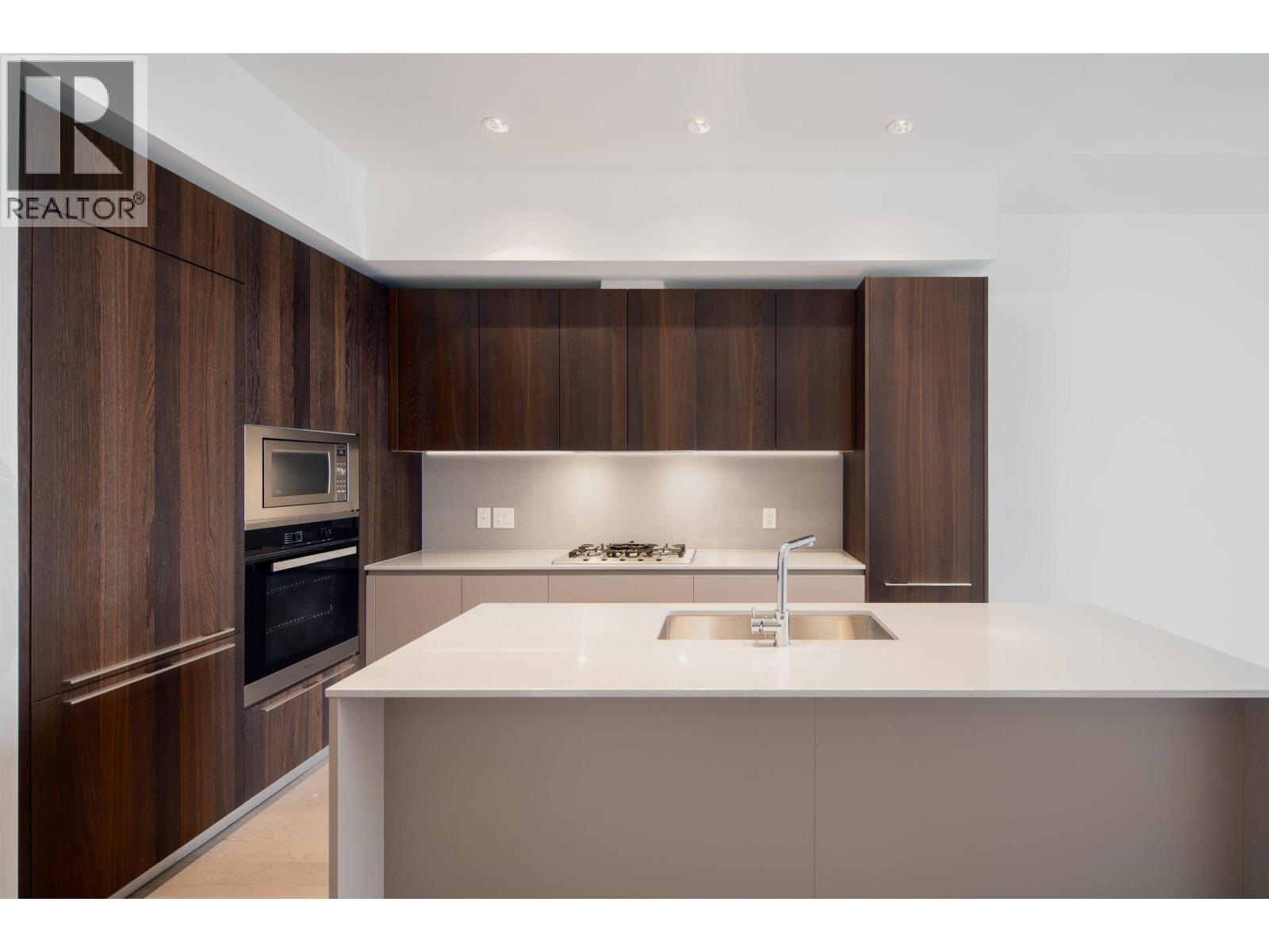 103 6688 Pearson Way Property Photo 10
