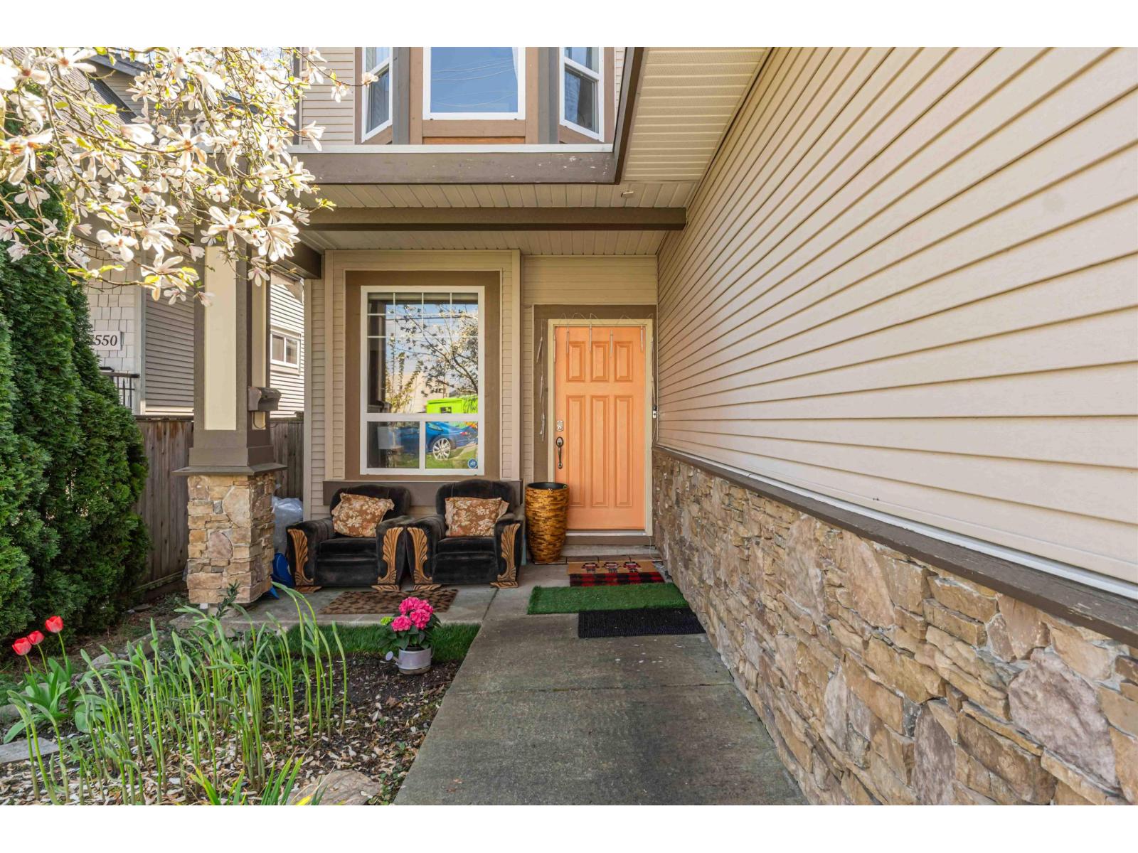 15544 Russell Avenue Property Photo 12