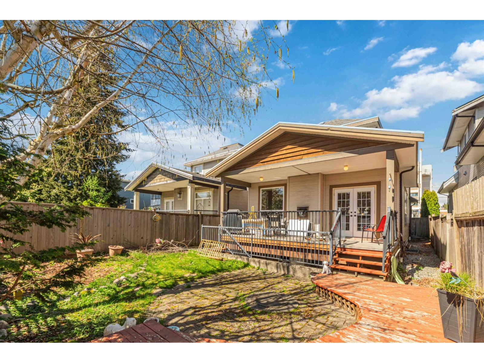 15544 Russell Avenue Property Photo 13