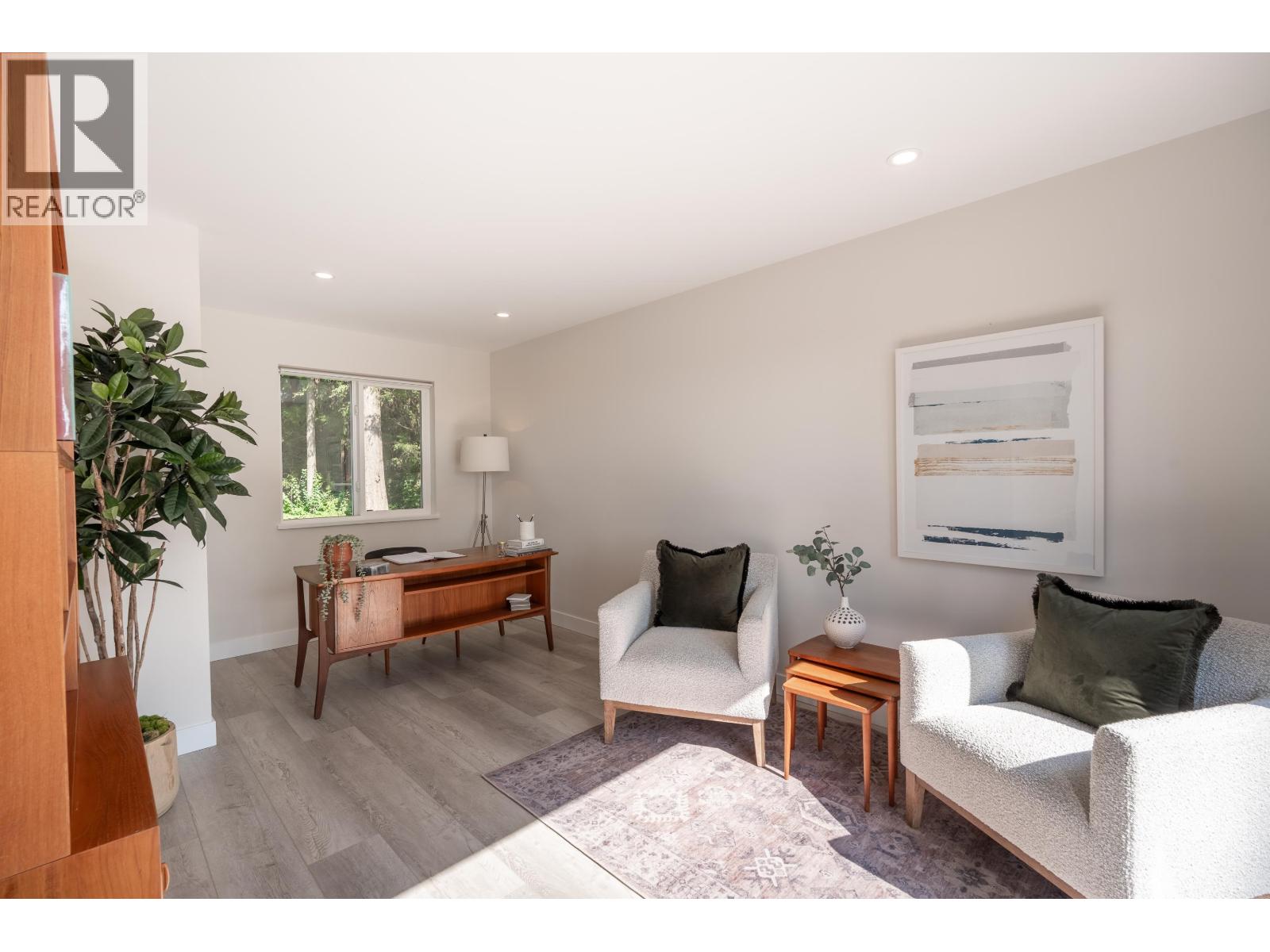 1590 Ocean Beach Esplanade Property Photo 38