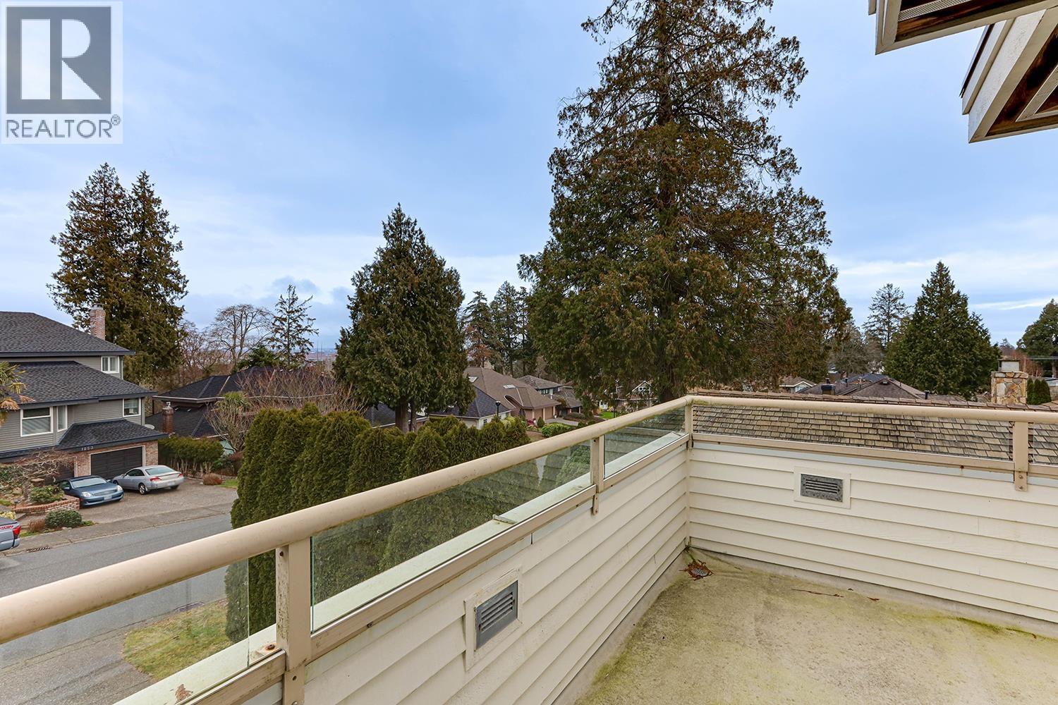 1254 Pacific Drive Property Photo 30