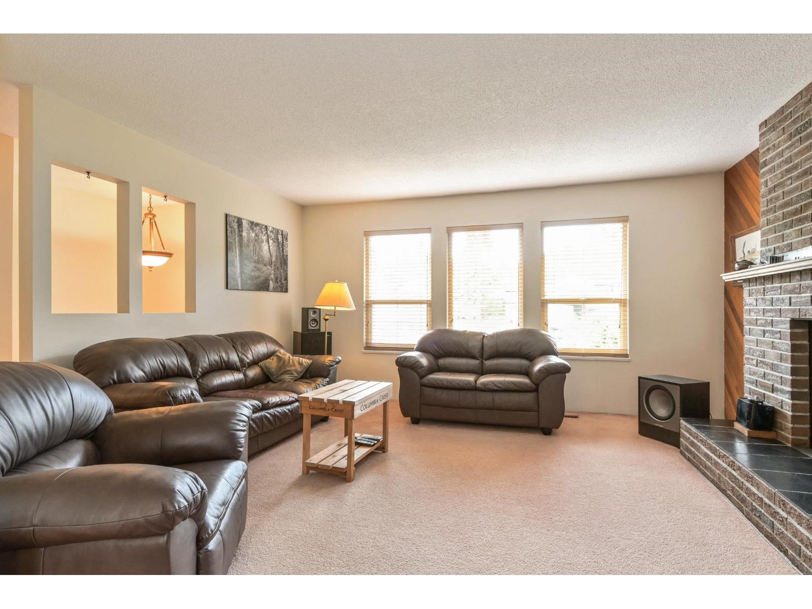 7978 141a Street Property Photo 10