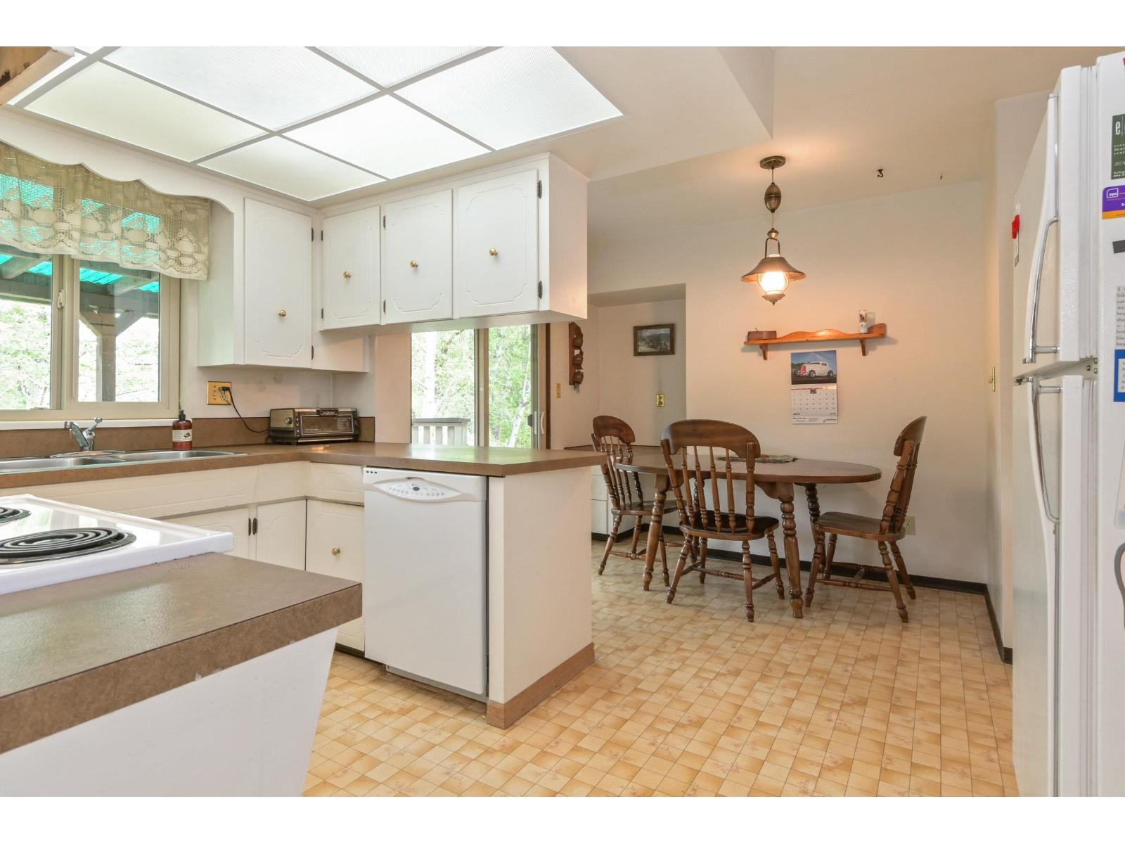 7978 141a Street Property Photo 16