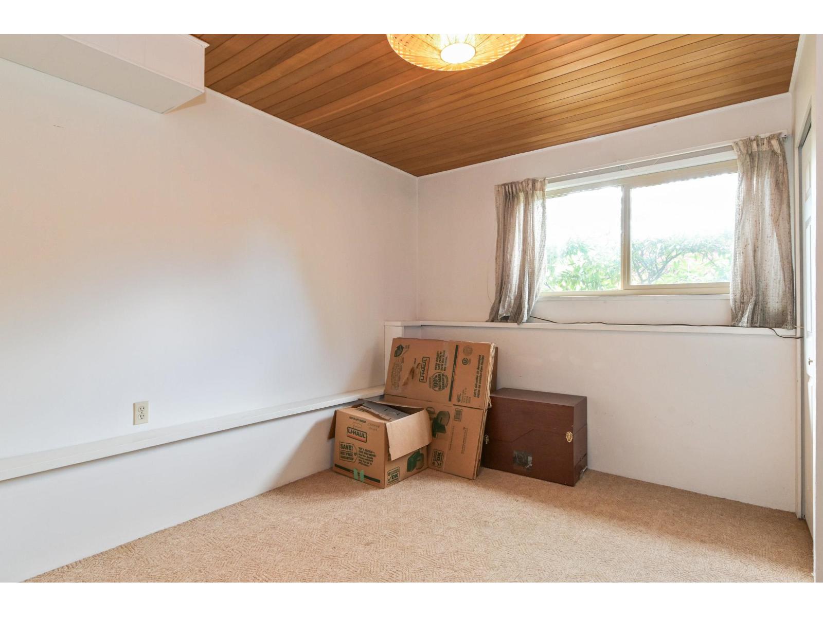 7978 141a Street Property Photo 27