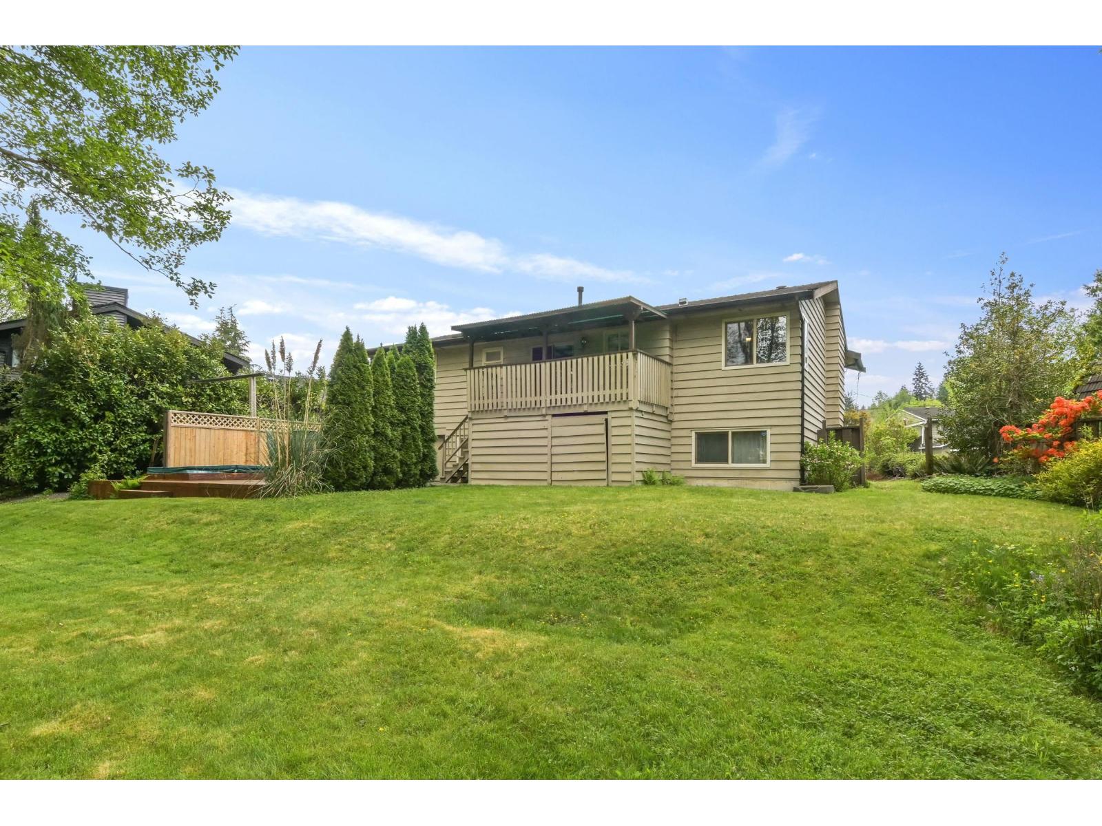 7978 141a Street Property Photo 34