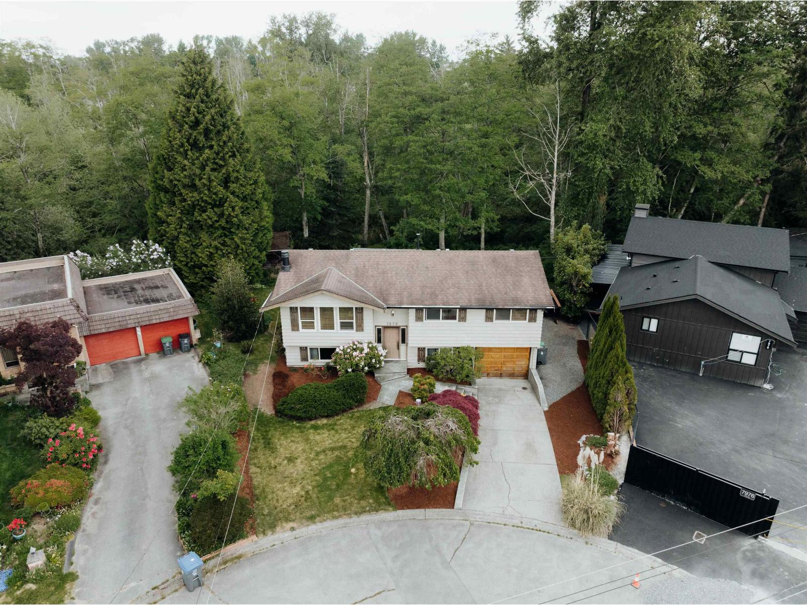 7978 141a Street Property Photo 36