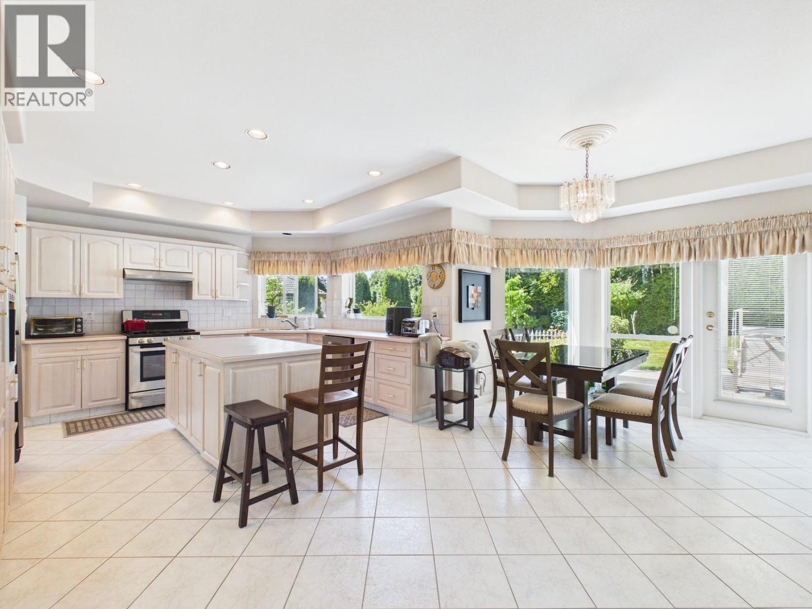 3022 Plateau Boulevard Property Photo 13