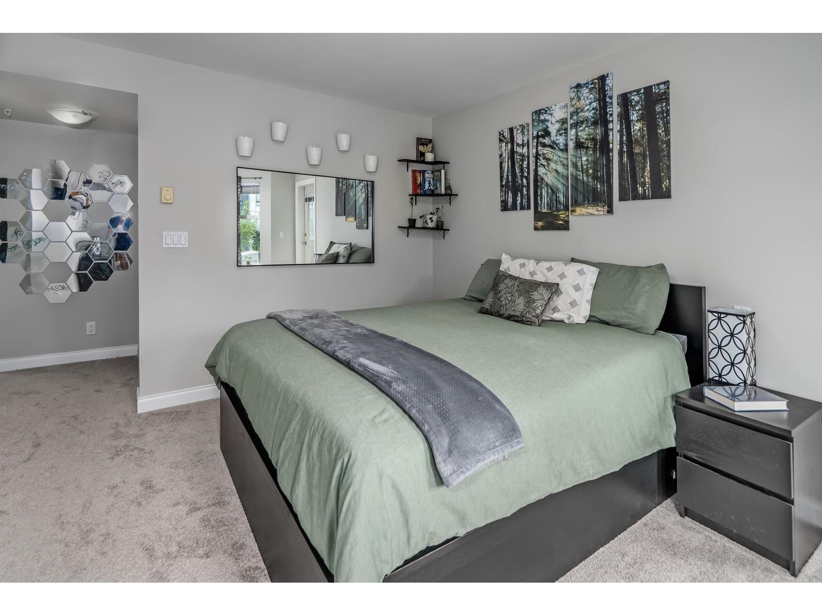 213 5438 198 Street Property Photo 11